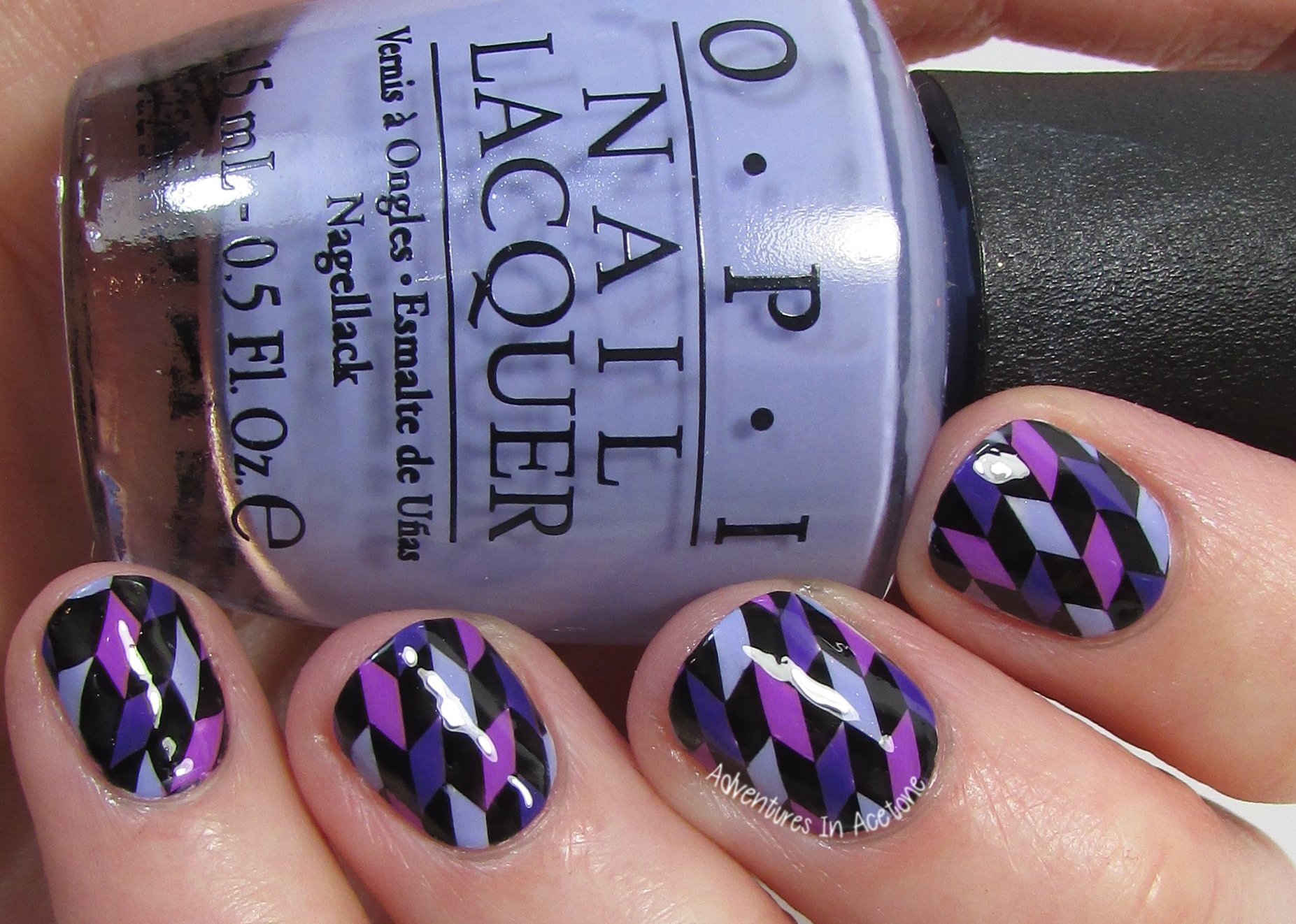 Chic Simple Geometric Nail Designs