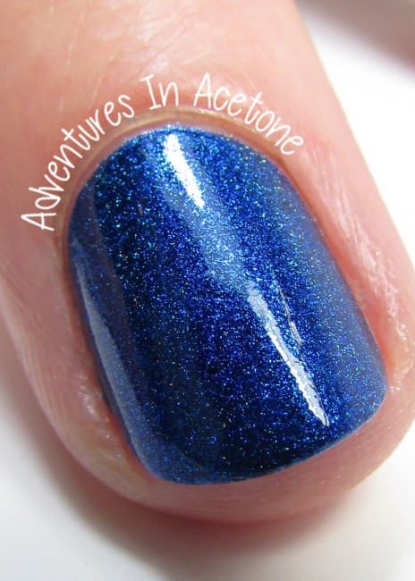 Blue-Eyed Girl Lacquer Hint of a Spark macro