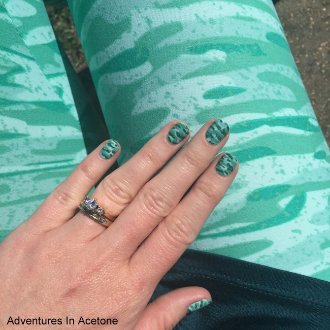 LuLaRoe Camo Leggings Nail Art 3